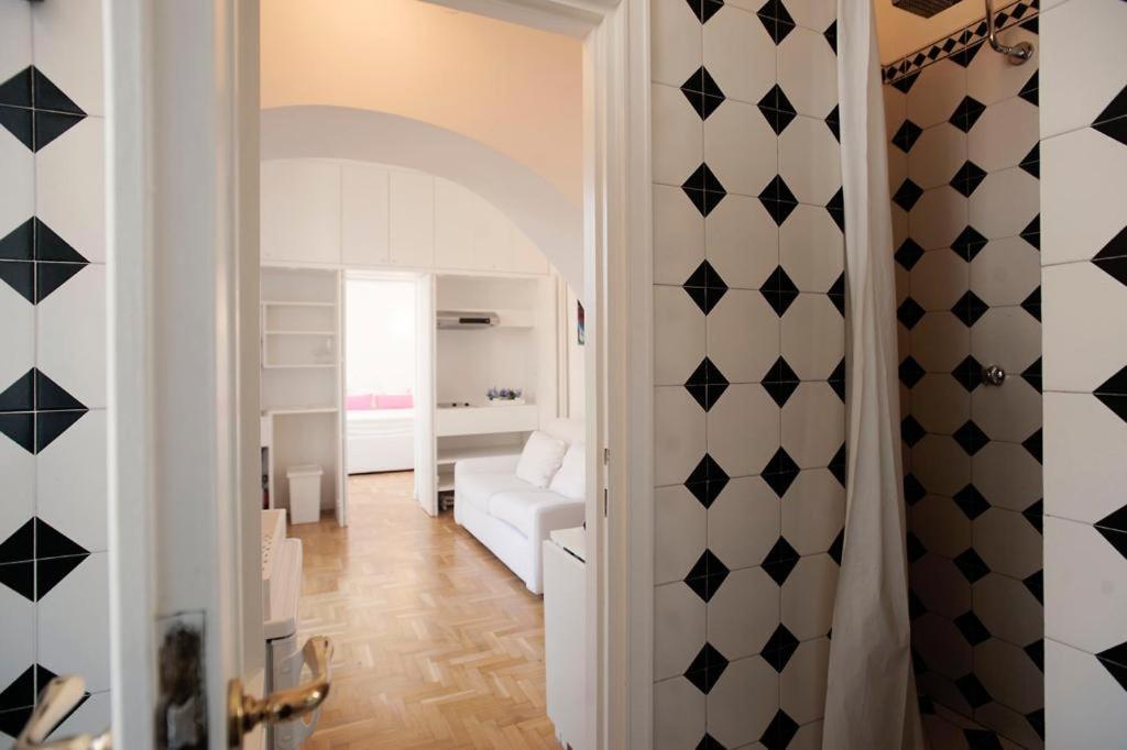Erida 2 Apartment Spanish Steps Рим Екстериор снимка