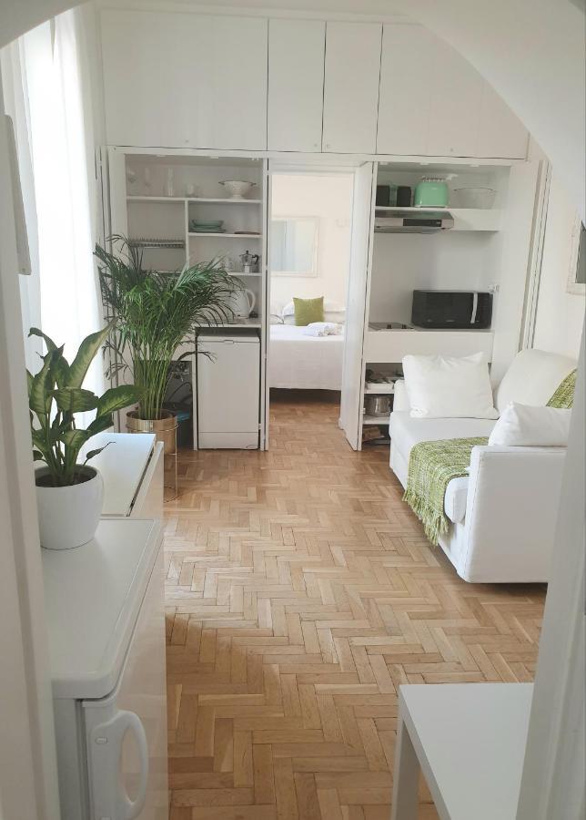 Erida 2 Apartment Spanish Steps Рим Екстериор снимка